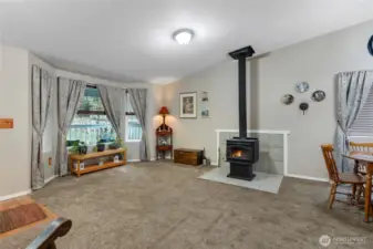Entry/ Living