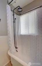 Shower/tub combo