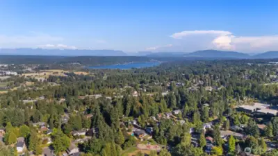 Surrounded by nature, connected to it all. Just minutes to Microsoft, future light rail, and some of the Eastside’s best parks, schools, and trails.