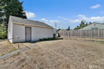 Large Garage.
