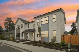 Welcome to Townhomes at Stossel Avenue