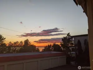 So close to the bay for morning and evening strolls.