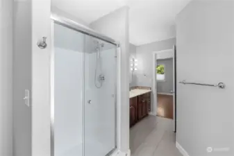 Looking from tub area toward master bedroom