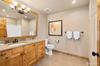 Guest bathroom.