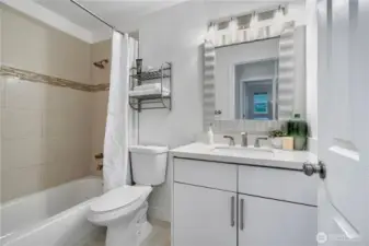 Bathroom with Tub