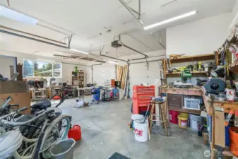 Roll up garage door on back of house