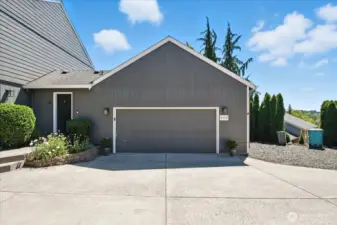 2 Car Garage