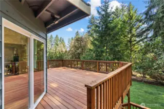 14x26 Deck overlooking a freshly manicured lawn!