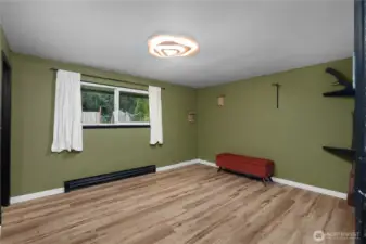 Primary BR - rich color, newer light.