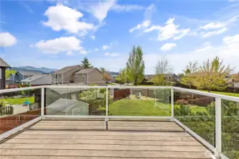 Bonus Room Deck