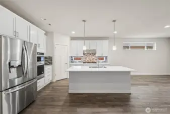 Pendant Lighting & Energy Efficient LED Lighting Throughout!