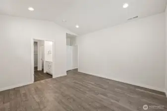 Primary Retreat Located Off the Great Rm! Tall Ceilings & Laminate Floor!