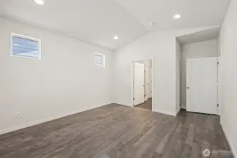 Natural Light Highlights the Spacious Rm!