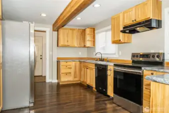 Spacious newer Kitchen