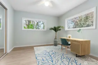 Virtually Staged office/bedroom area