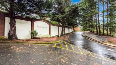 Regentwood Entry