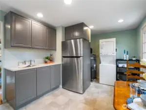 White granite countertop finishes off the look.