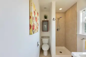 ADU 3/4 bath