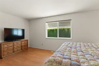 Master Bed & Bath