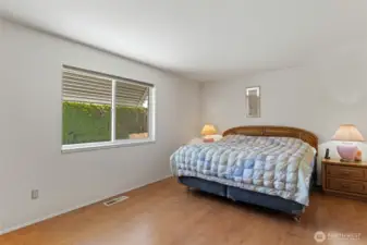 Master Bed & Bath