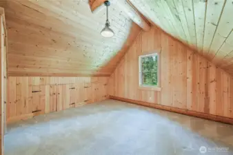 Upstairs Bonus Room