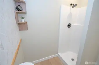 Studio shower - all new!