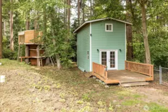 Outbuilding/shop-storage