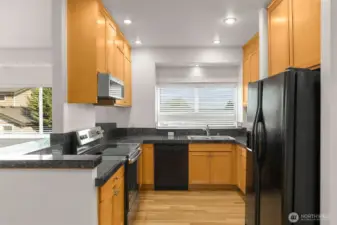 Spacous kitchen ready for some upgrades!