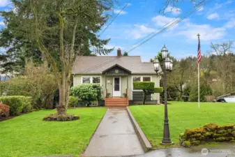 Level entry from parking area