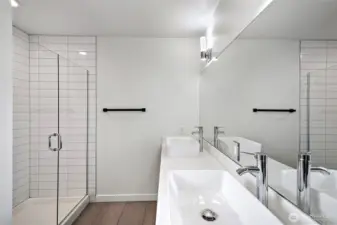 Dual Sinks