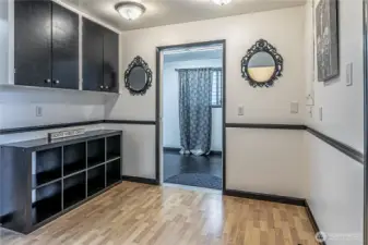 Entrance area to the studio.