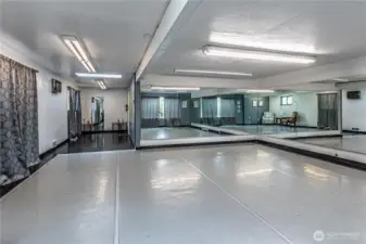 Lots of mirrors, was a dance studio.