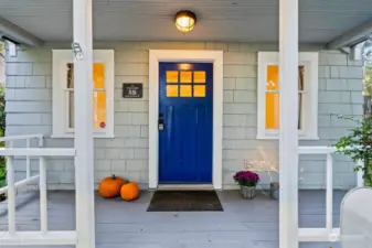 Talk about charm! Check out this front porch!