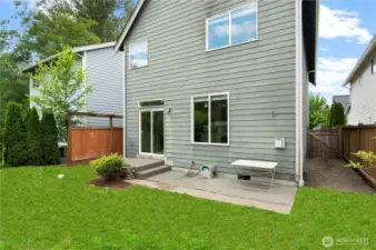 Grass is photoshopped to show the potential!