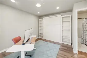 Custom Murphey Bed To Convey