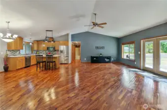 Let your living room breathe - vaulted ceilings make all the difference