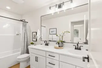 Photo of second story main bathroom on lot 4 at Moorlands Grove.