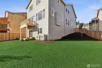 Oversized spacious yard on lot 4 at Moorlands Grove.