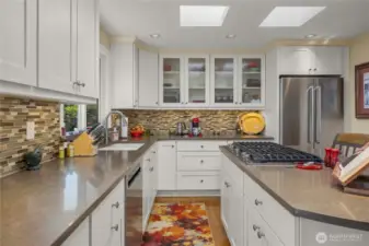 A great kitchen is defined by its ability to mix both Beauty and functionality, as well as have a lasting look that you don't feel like you have to remodel. This is it!