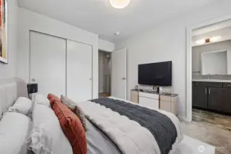 third floor bedroom 2