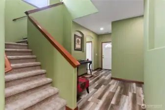 Enjoy this large and inviting entry to your new home!