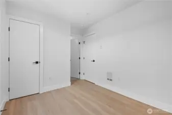 Lower Level Guest rom