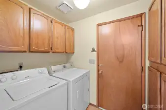 6551 Utility Room.