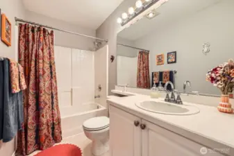 Main bath with large vanity!