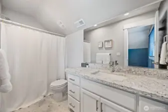 3rd floor full bath!