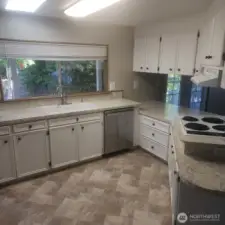 Kitchen with island