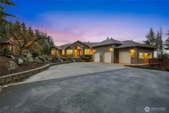 Paved Approach into your 1,139sqft 3-Bay Finished Garage~
