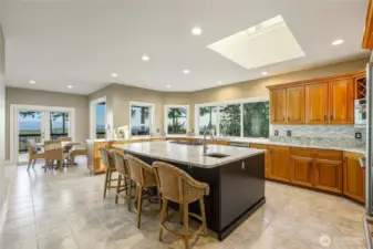 Wonderful Gathering Spot~