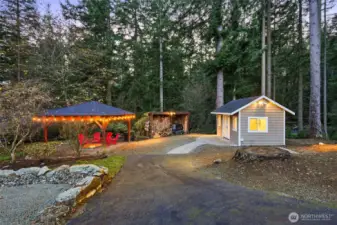 Detached Finished Studio w/ Heat, RV/Guest Parking and Covered Fireside Gathering Spot~