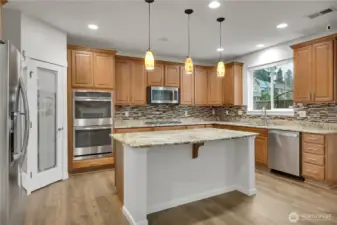 Island with eating bar